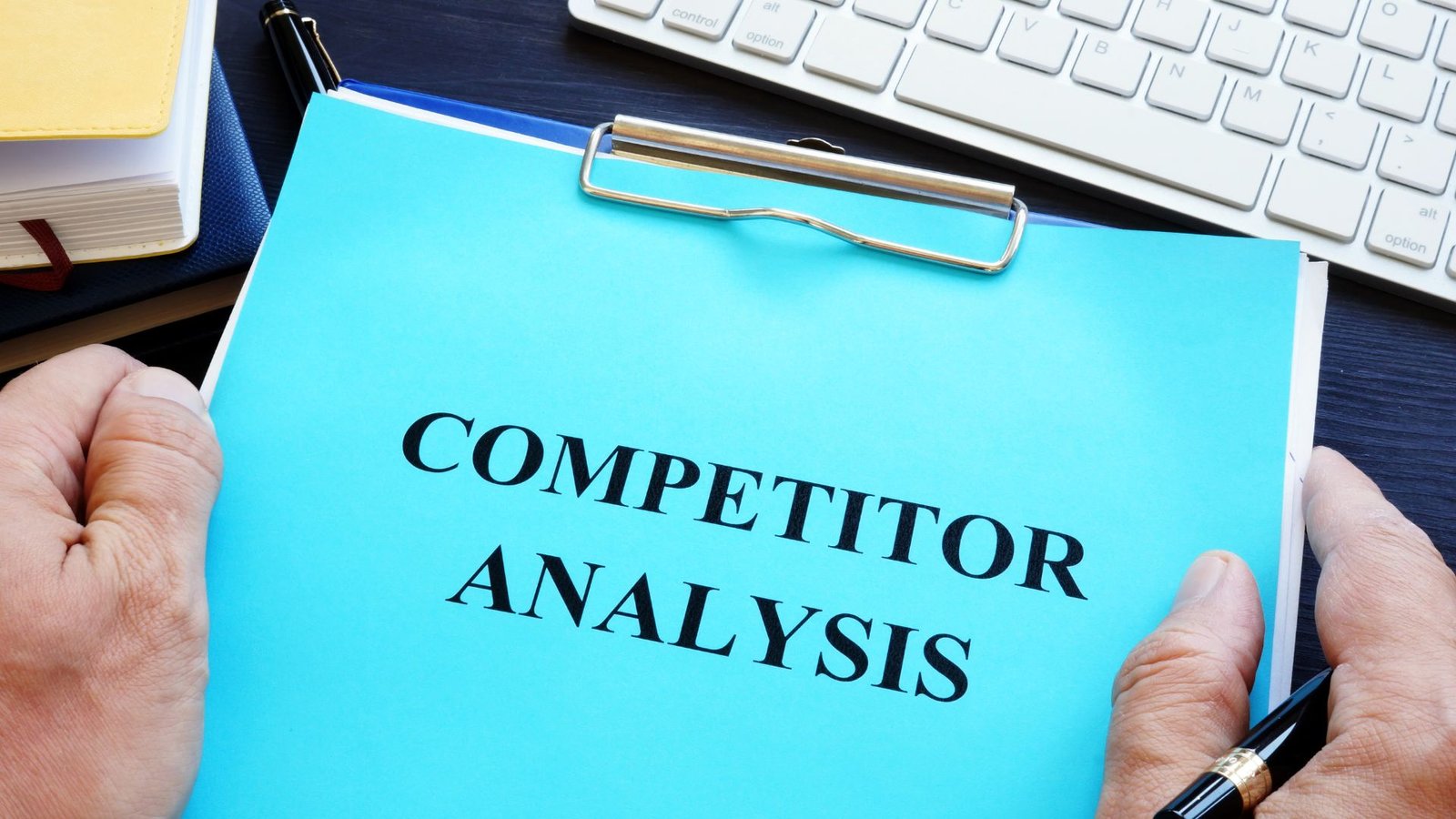 featured image for seo competitor analysis blog
